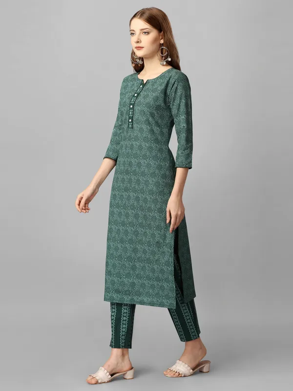 Green_Pure_Cotton_Printed_Kurta_Pant__Set