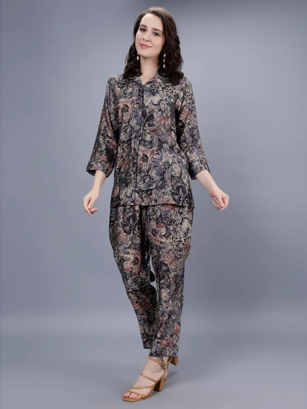 Grey_Modal_Fabric_Printed_Co-ords_for_Women