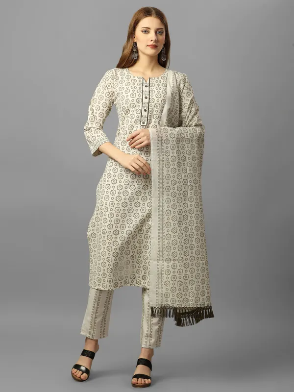 Grey_Pure_Cotton_Solid_Kurta_Pant_Dupatta_Set