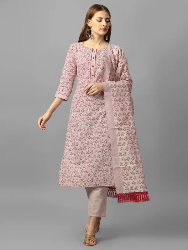 Red_Pure_Cotton_floral_printed_Kurta_Pant_Dupatta_Set