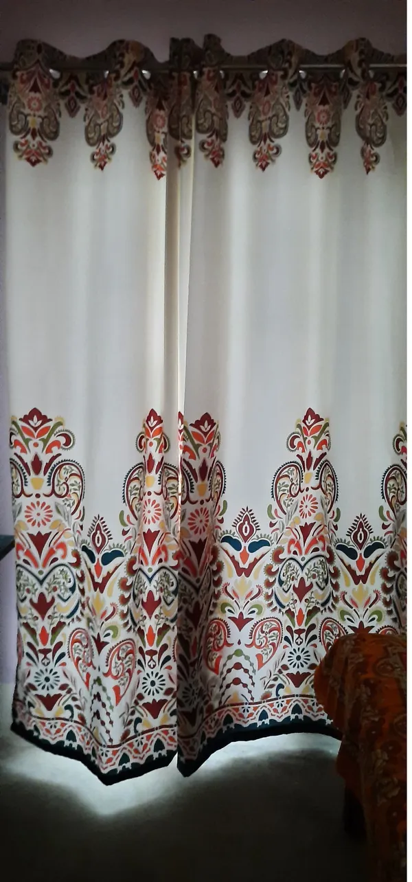 Pack_Of_2-_Polyester_piece_Multicolor_printed_Heavy__European_semi_transparent_Curtains_Grommet_Curtain?for?Living?Room