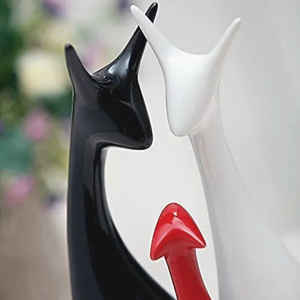 Deer_Family_Showpiece_|_Black,_White_&_Red_|_Pack_of_3