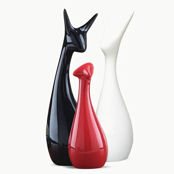 Deer_Family_Showpiece_|_Black,_White_&_Red_|_Pack_of_3