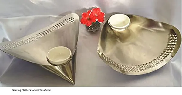 Chip_and_Dip_Tray_in_Stainless_Steel,_Satin_Finish_With_Ceramic_Bowl_Pack_of_1
