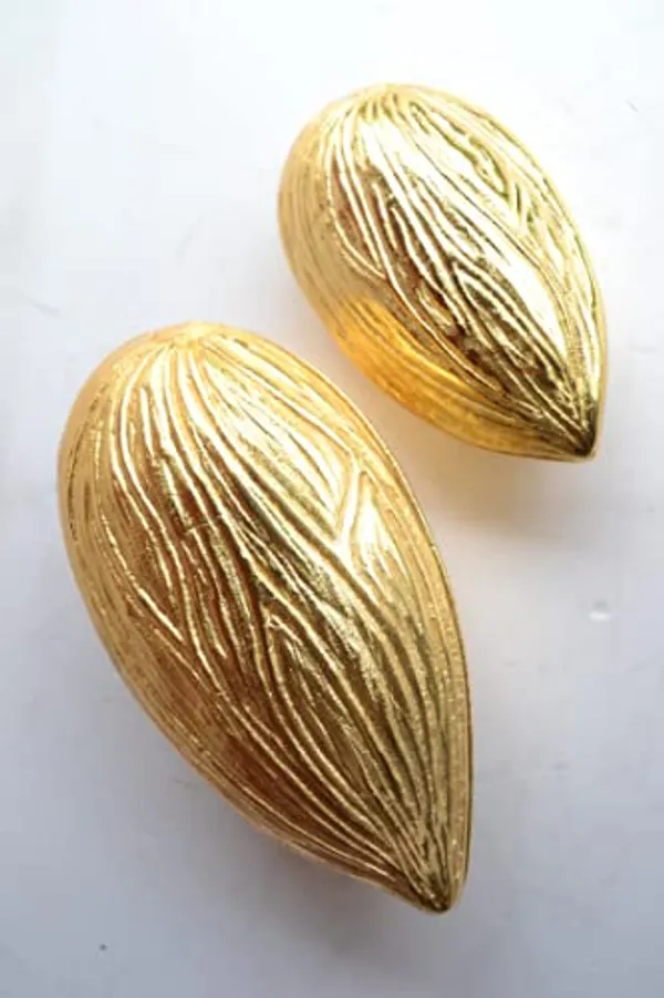 Gold_Almond_Shape_Snacks_Server_Gold_Set_of_2_Pcs_for_Dinning_Table_Decor,_Party_Decor_by