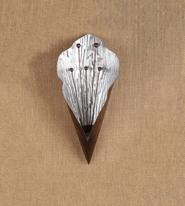 Tulip_Shape_Wall_Candle_Holder_in_Silver_Leafing-12"