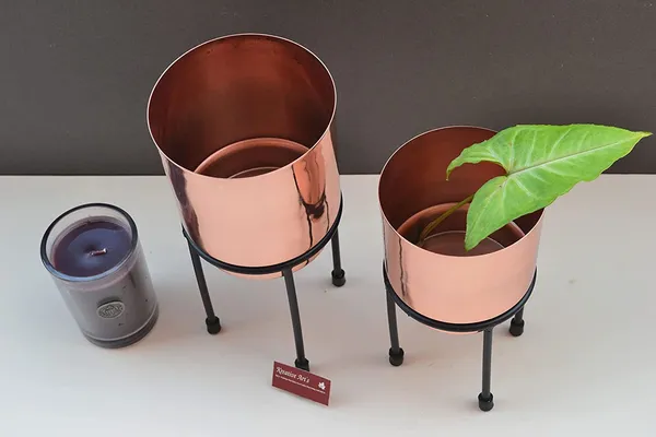 Flower_Pot_for_Indoor_Plants_in_Copper_Finish_Design_Set_of_2pcs