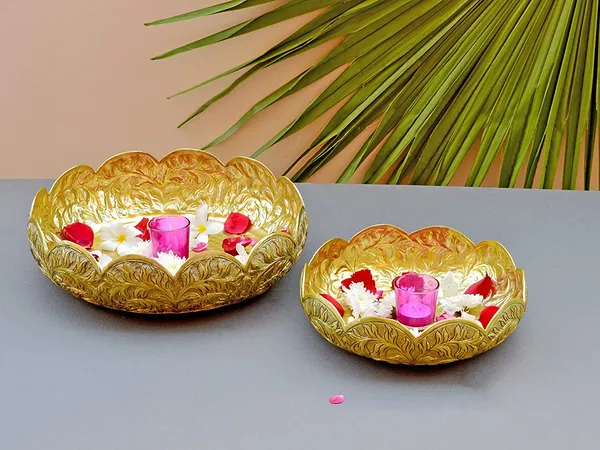Brass_Gold_Flower_Embossed_Design_Urli_Set_(Pack_of_8_pcs)