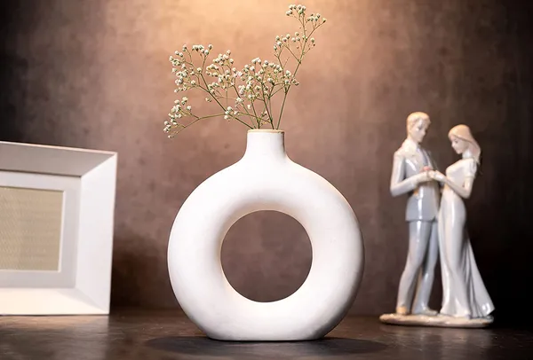 White_Donut_Vase_Ceramic_Vase_(Set_of_1_pcs)_(Off_White_8")
