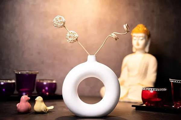 Ceramic_Donut_Vase_for_Pampas_Grass_|_Set_of_1_pcs_6"_|_Off_White