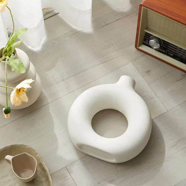 Ceramic_Donut_Vase_for_Pampas_Grass_|_Set_of_1_pcs_6"_|_Off_White