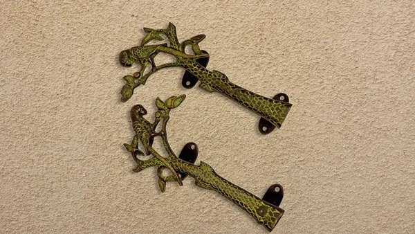 Antique_Green_Parrot_Design_Door_Handware_With_Tree_Design,_Door_Handle_Pair_6_Inches,_Indian_Brass_Decor