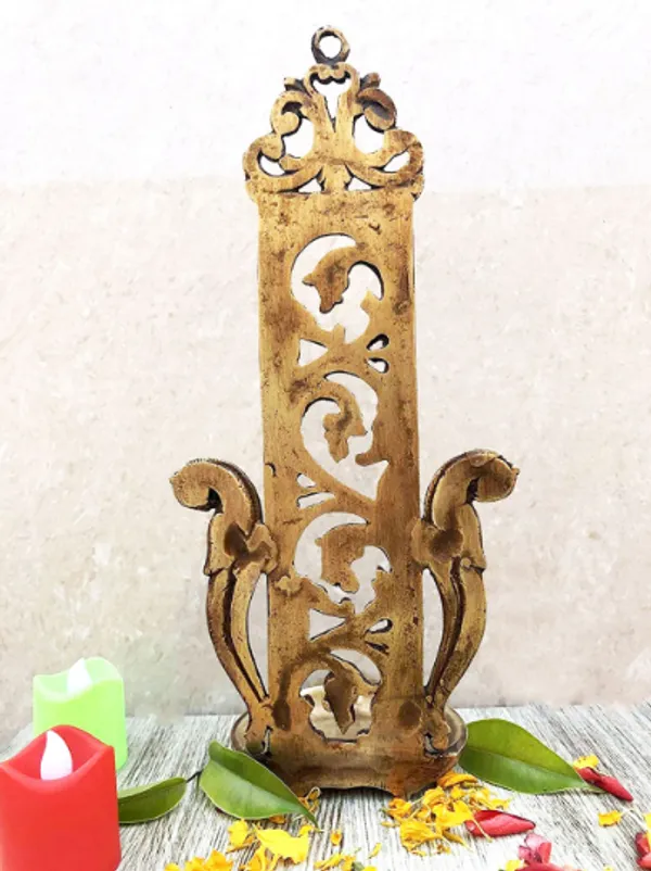 Gold_Brass_Peacock_Oil_Diya_Lamp,_Indian_Brass_Decor_By
