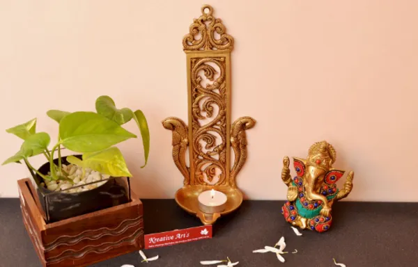 Gold_Brass_Peacock_Oil_Diya_Lamp,_Indian_Brass_Decor_By