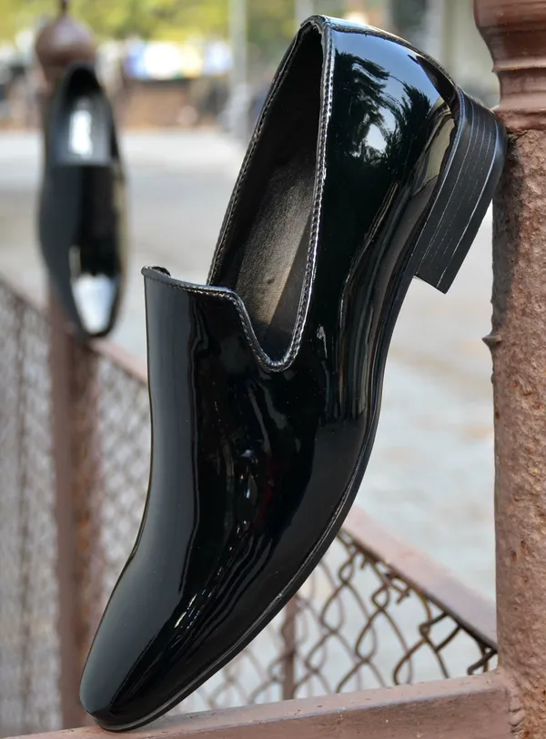 Black_Synthetic_Leather_Slip-On_Derby_For_Men