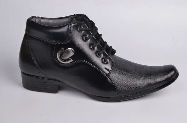 Black_Synthetic_Leather__Party_Wear_For_Men