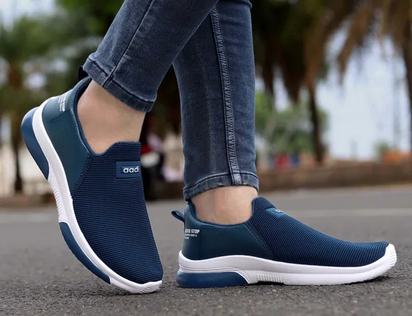 Blue_Mesh_Slip-On_Casuals_For_Men