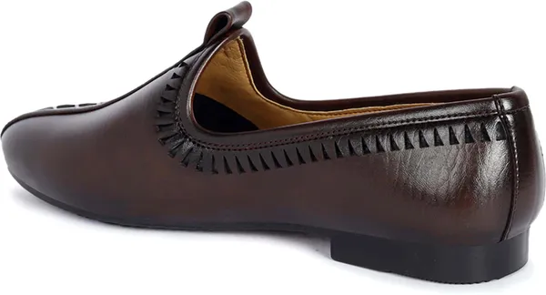 Brown_Synthetic_Leather_Slip-On_Mojaris_For_Men