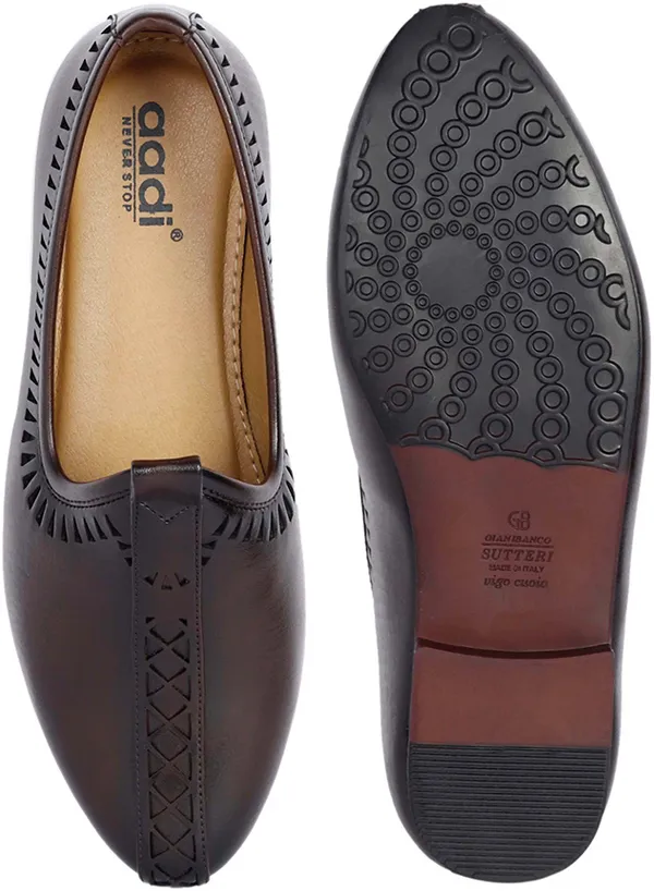 Brown_Synthetic_Leather_Slip-On_Mojaris_For_Men