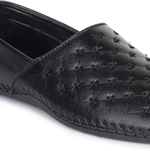 Black_Synthetic_Leather_Slip-On_Jutis_For_Men
