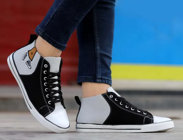 White_Mesh_Lace-Ups_Sneakers_For_Men