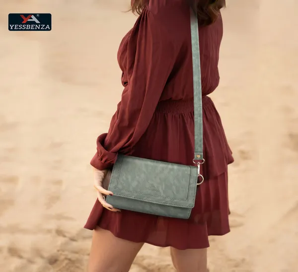 Light_Green_Faux_leather_Sling_bag_for_Womens_&_Girls