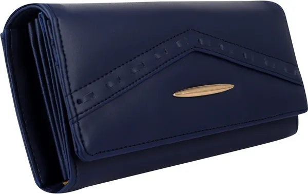 Blue_Hand_Clutch_Bag_For_Casual,_Party,_And_Formal_Occasions