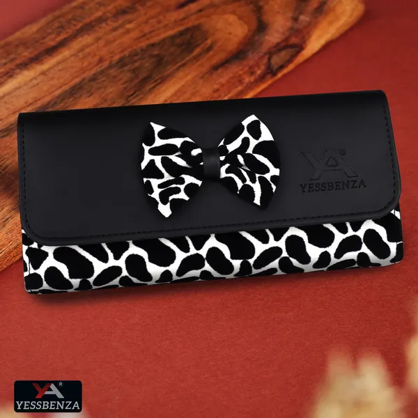 Black_Solid_Casual_Handclutches_For_Women_-