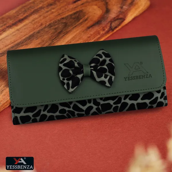 Emerald_Solid_Handclutches:_Casual_Formal_Women'S_Magnetic_Button_Clutch_Bag