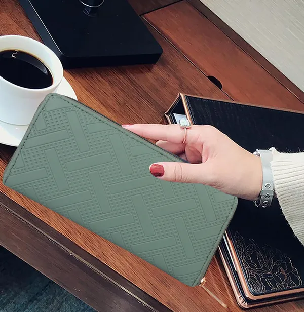Green_Synthetic_Leathers_Polyster_And_Cotton_Fabrics_Women_Clutch_Bag