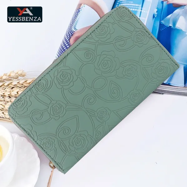 Graceful_Light_Green_Clutches_For_Women_Casual_Party_Formal_Sports