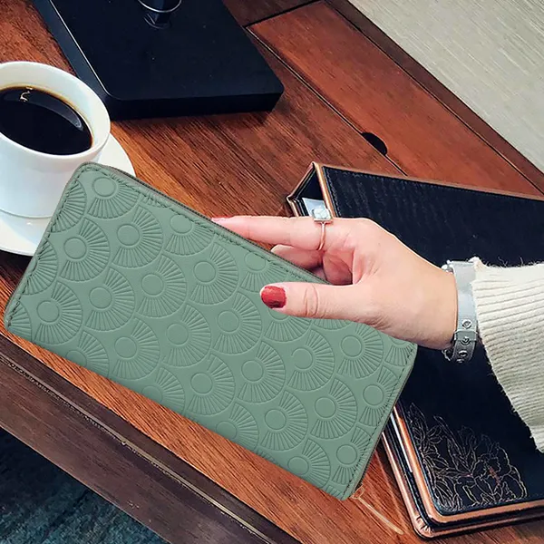 Green_Hand_Clutch_Ladies_Casual_Party_Formal_Sports_Handbags