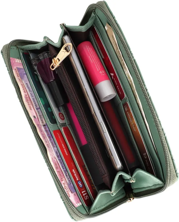 Green_Hand_Clutch_Ladies_Casual_Party_Formal_Sports_Handbags
