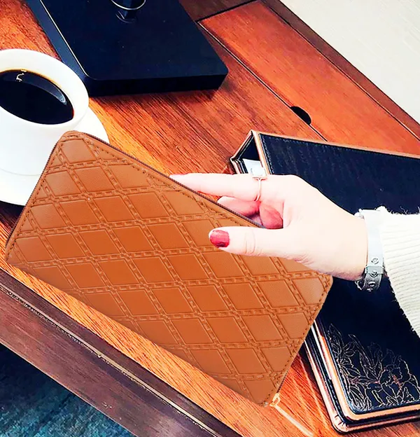 Turquoise_Embossed_Effect_Round_Zipper_Closer_Clutch_Bag_For_Women