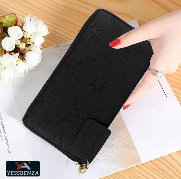 Black_Embossed_Women_Clutches_Casual_Faux-Leather_Round_Zipper_Clutch