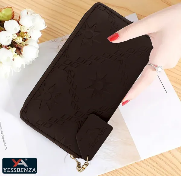 Brown_Embossed_Women_Clutches_In_Casual_Formal_Party_Style_With_Unique