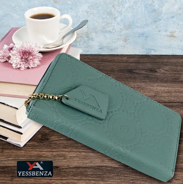 Light_Green_Embossed_Effect_Faux-Leather_Round_Zipper_Close_Clutch_Bag