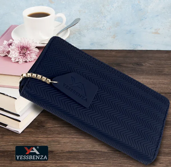Blue_Synthetic_Women_Handbag_With_Round_Zipper_Close_Clutch_Bag