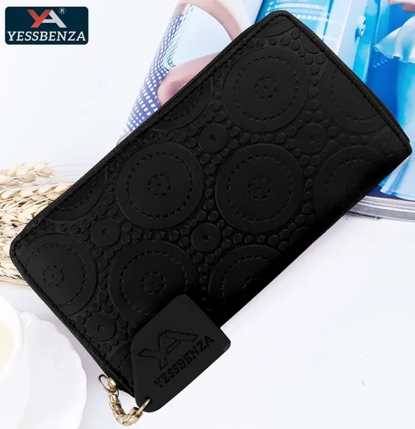 Black_Embossed_Clutches_Unique_For_Women_Casual_Formal_Party