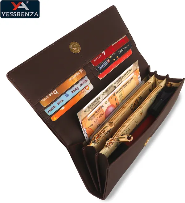 Brown_Hand_Clutch_Bag_For_Casual,_Party,_Formal,_And_Sports