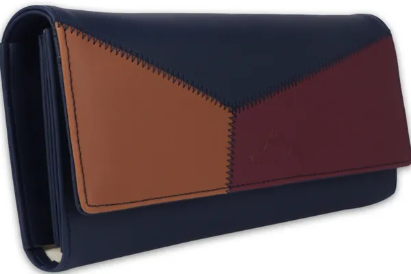 Blue_Clutch_Handbags_For_Ladies_With_Synthetic_Leather_And_Polyster/Cotton_Materials
