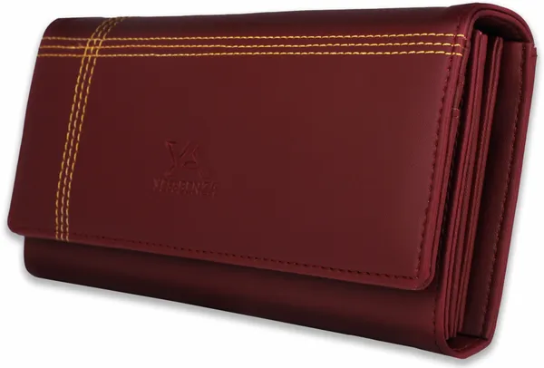 Maroon_Clutches_For_Casual,_Party,_And_Formal_Events:_Handbags