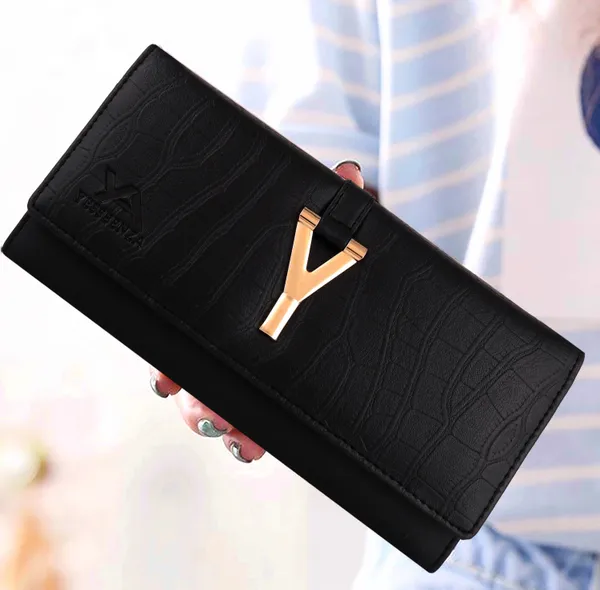 Solid_Black_Handclutches_For_Women_-_&_Casual_Accessory