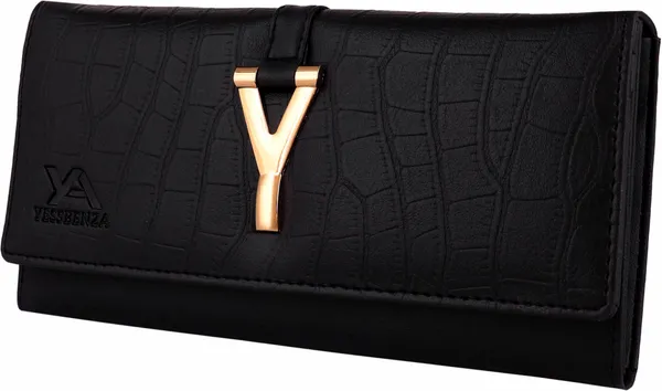 Solid_Black_Handclutches_For_Women_-_&_Casual_Accessory