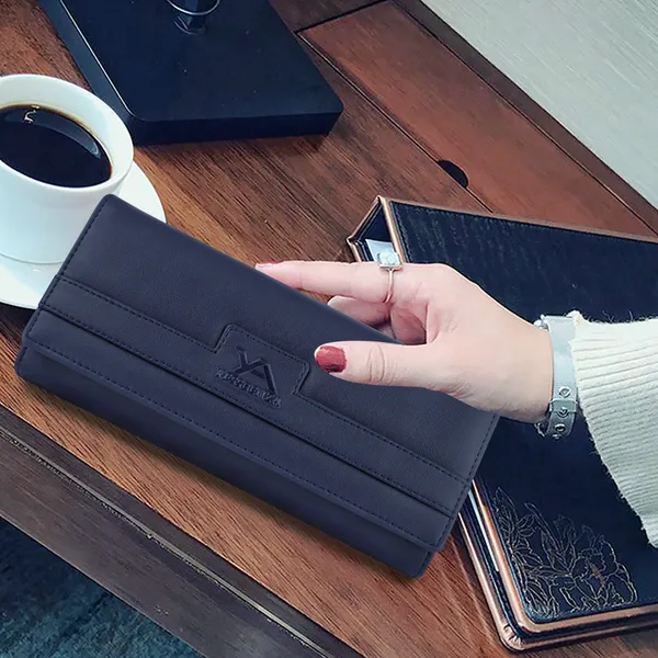 Blue_Leather_Women'S_Cotton_Blend_Magnetic_Closure_Envolap_Clutch_Bag