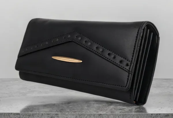 Black_Handcrafted_Clutch_Bag_For_Ladies_In_Casual,_Party