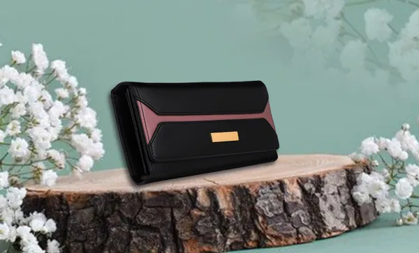 Black_Synthetic_Leather_Ladies_Clutch_Handbags_For_Casual,_Party,_Formal_Occasions