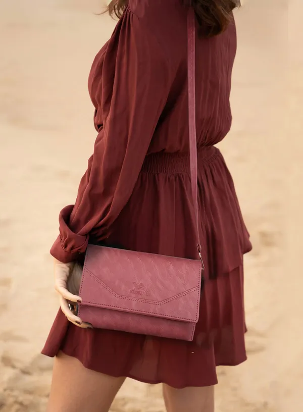 Pink_Peach_Faux_leather_Sling_Bag_for_Womens_&_Girls