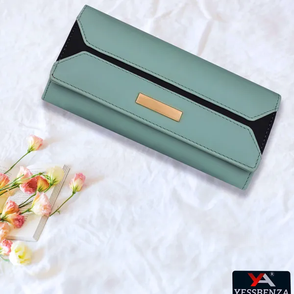 Light_Green_Ladies_Clutch_Handbags_For_Casual,_Party,_Formal,_Sports