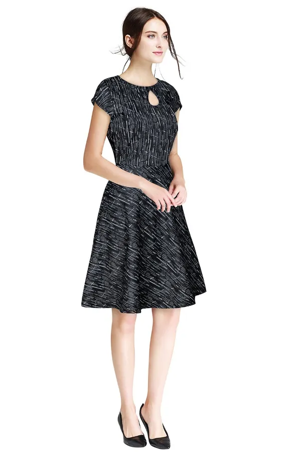Black_Polyster_Knitting_Dress_for_Women